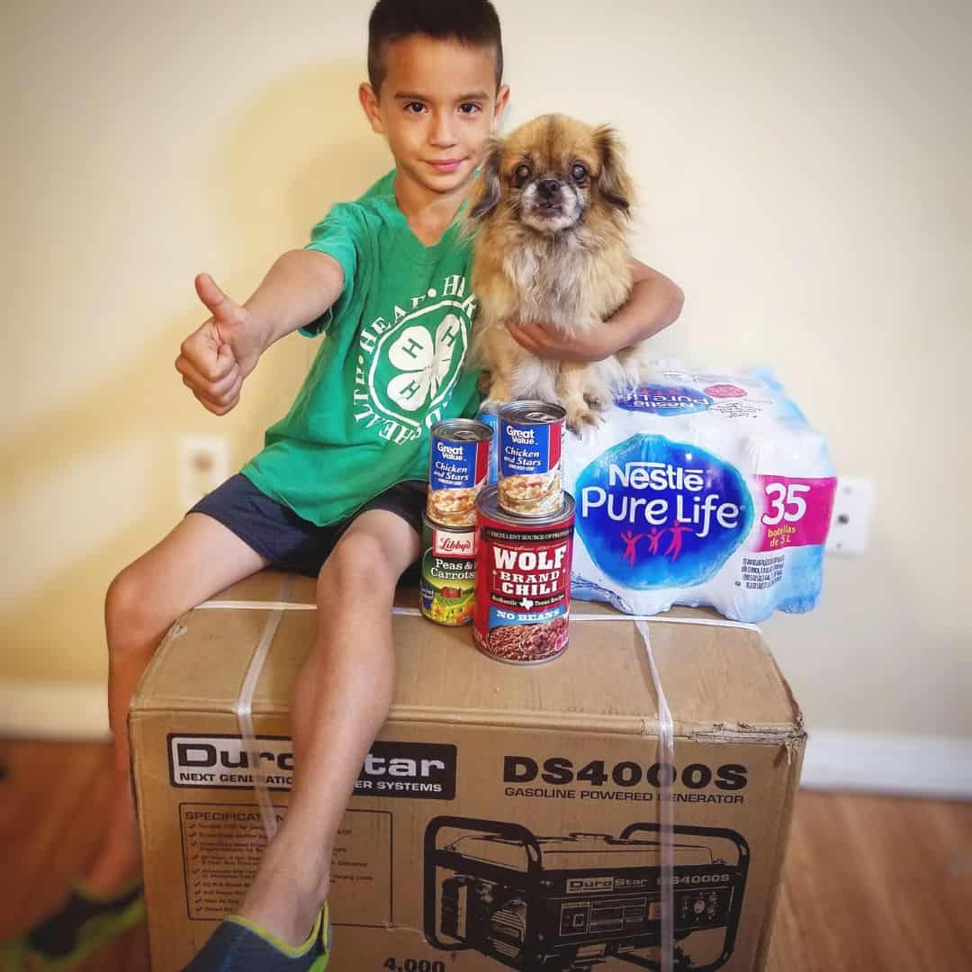 hurricane prepared, hurricane supplies for pets, crestview Fl,